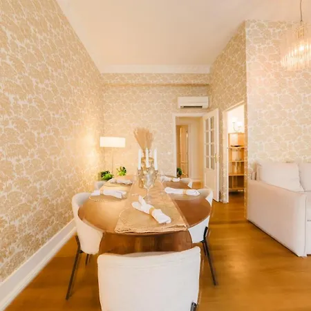 Lägenhet Elegant Lisbon Stay Modern Comfort-Vintage Charm *