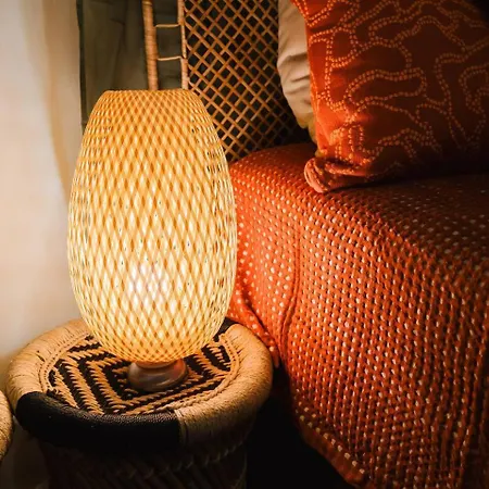 Elegant Lisbon Stay Modern Comfort-Vintage Charm *