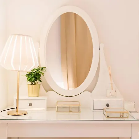 Lejlighed Elegant Modern Vintage Charm Wac