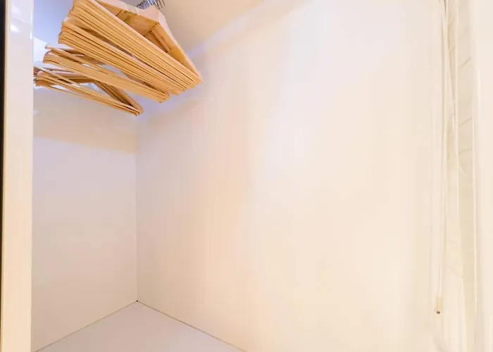 Elegant Vintage Charm-modern Comfort Апартаменты *