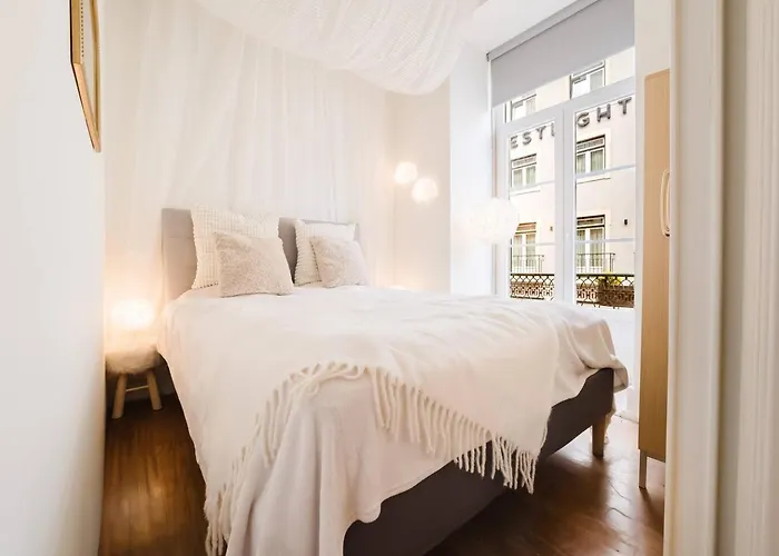Elegant Vintage Charm-modern Comfort * Lisbon