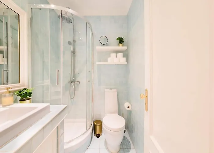 Apartment Elegant Vintage Charm-modern Comfort *
